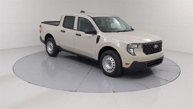 Photo of 2025 Desert Sand Ford Maverick