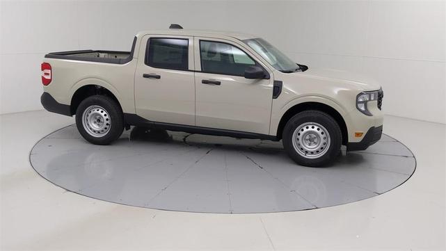 Photo of 2025 Desert Sand Ford Maverick