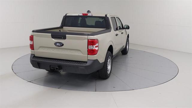 Photo of 2025 Desert Sand Ford Maverick