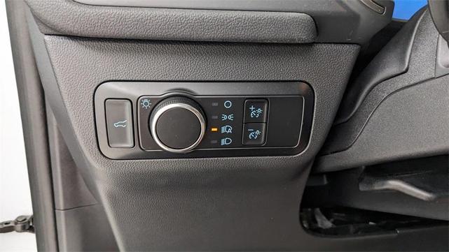 Photo of 2023 Oxford White Ford Escape