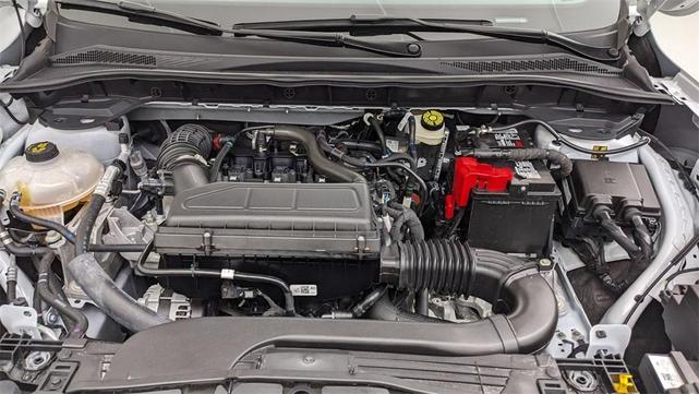 Photo of 2023 Oxford White Ford Escape