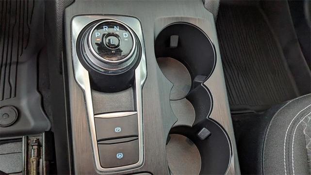 Photo of 2023 Oxford White Ford Escape