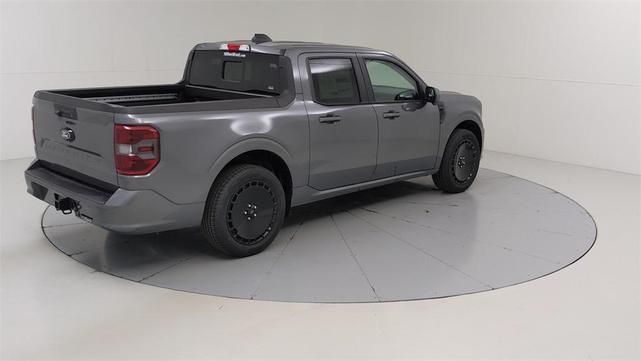 Photo of 2025 Carbonized Gray Metallic Ford Maverick