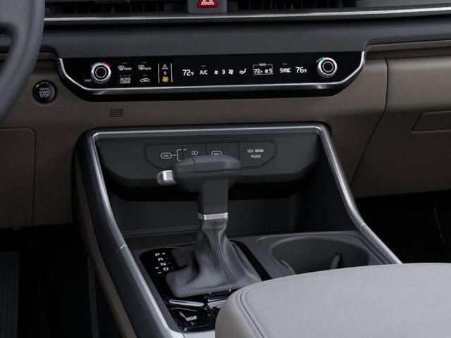 Photo of 2026 Ceramic Silver Kia Carnival