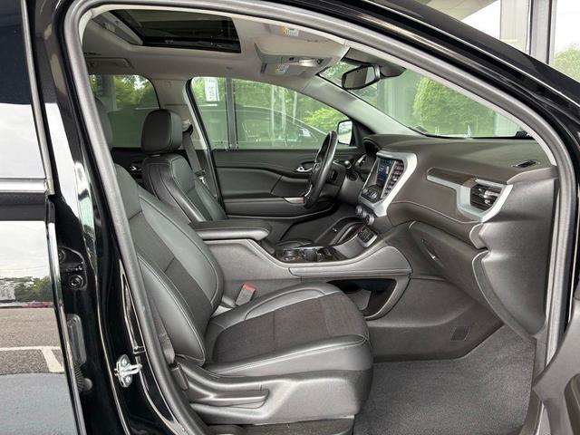 Photo of 2022 Ebony Twilight Metallic GMC Acadia