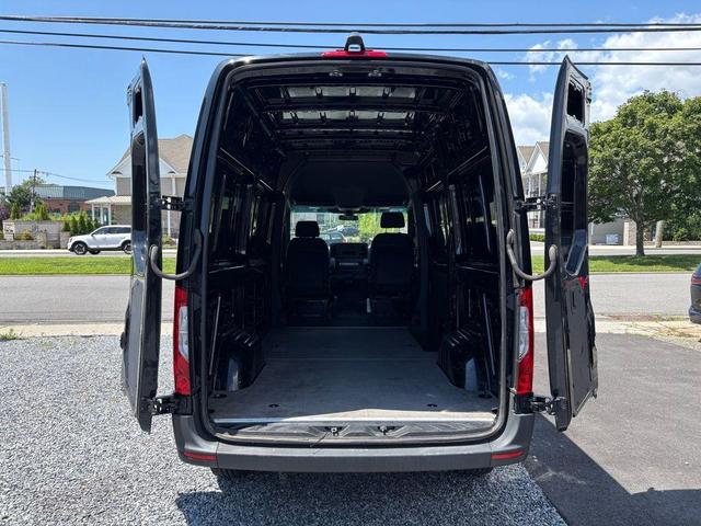 Photo of 2021 White Mercedes-Benz Sprinter 2500