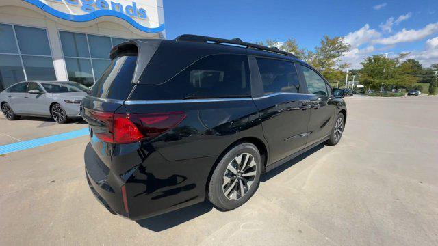 Photo of 2026 Crystal Black Pearl Honda Odyssey