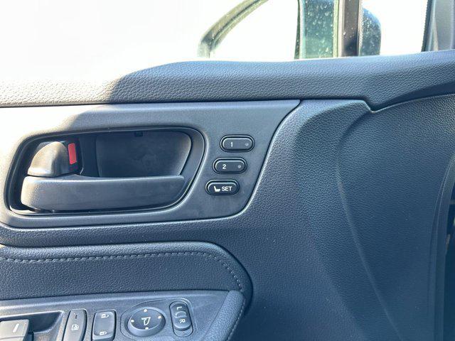 Photo of 2026 Crystal Black Pearl Honda Odyssey