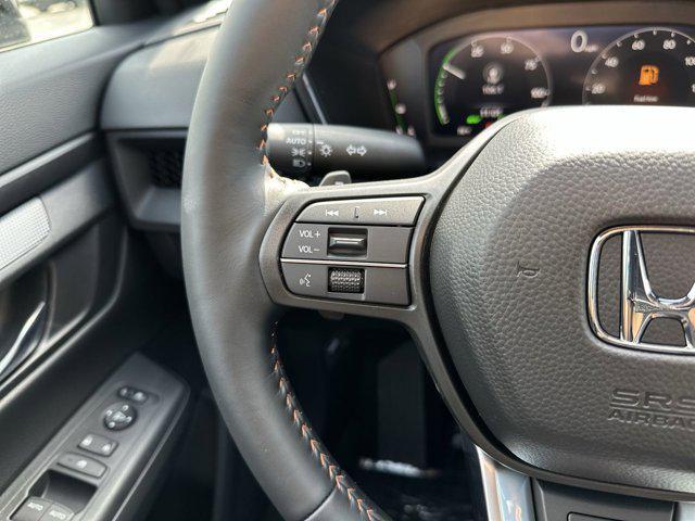 Photo of 2026 Platinum White Pearl Honda CR-V Hybrid