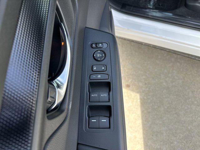 Photo of 2026 Platinum White Pearl Honda CR-V Hybrid