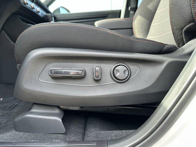 Photo of 2026 Platinum White Pearl Honda CR-V Hybrid