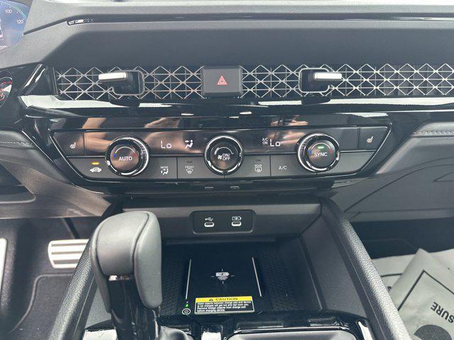 Photo of 2025 Solar Silver Metallic Honda Accord Hybrid