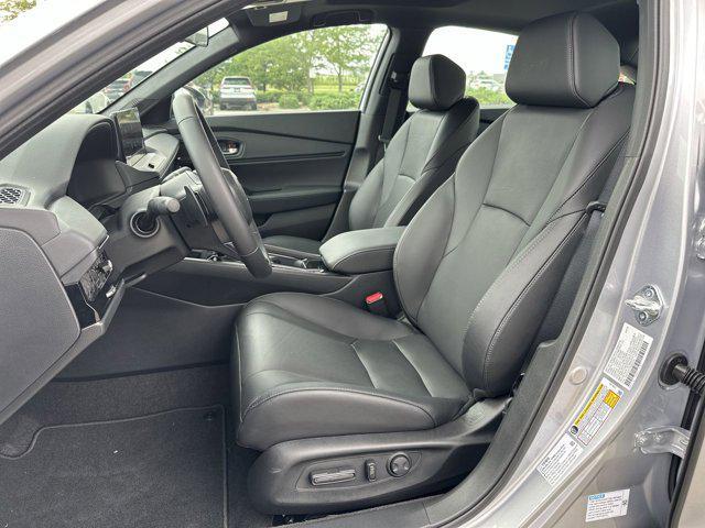 Photo of 2025 Solar Silver Metallic Honda Accord Hybrid