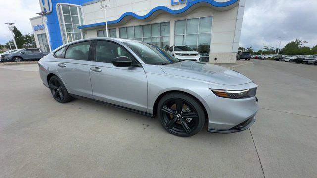 Photo of 2025 Solar Silver Metallic Honda Accord Hybrid