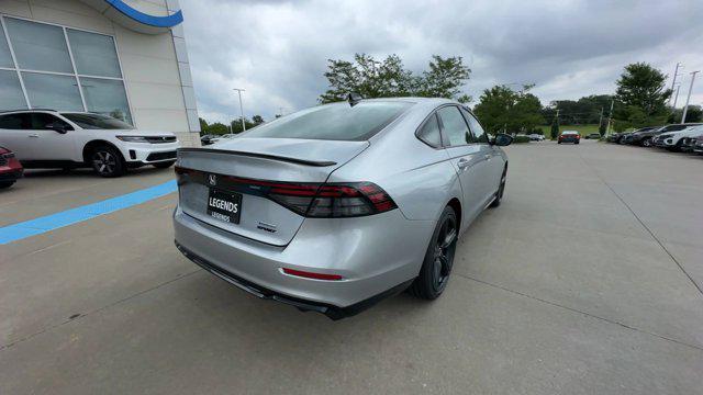 Photo of 2025 Solar Silver Metallic Honda Accord Hybrid