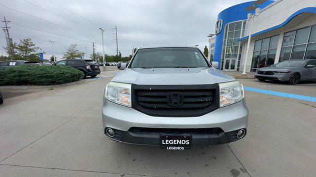 Photo of 2012 Alabaster Silver Metallic Honda Pilot