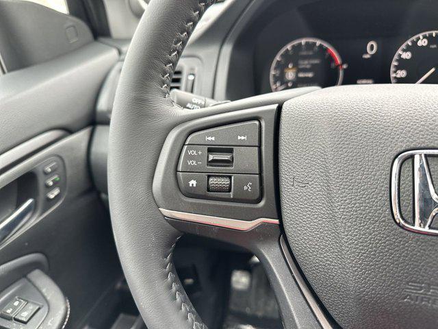 Photo of 2025 Crystal Black Pearl Honda Ridgeline