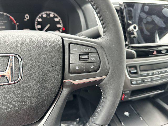Photo of 2025 Crystal Black Pearl Honda Ridgeline
