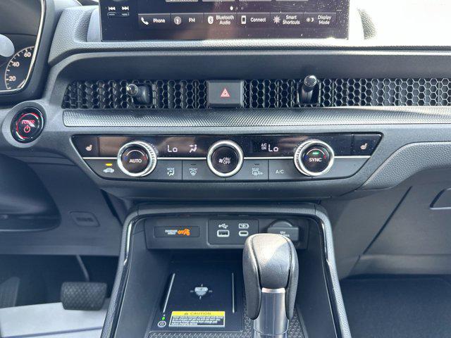 Photo of 2024 Lunar Silver Metallic Honda CR-V Hybrid
