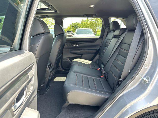 Photo of 2024 Lunar Silver Metallic Honda CR-V Hybrid