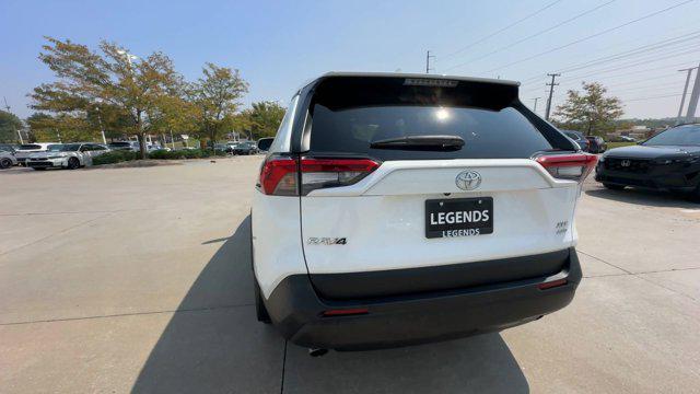 Photo of 2022 White Toyota RAV4