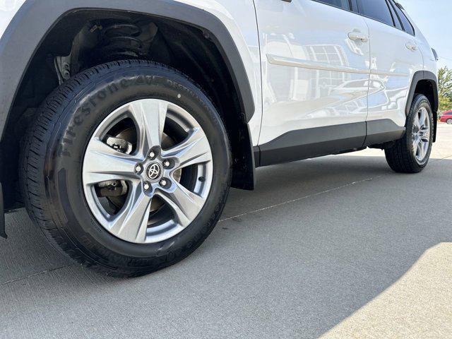 Photo of 2022 White Toyota RAV4