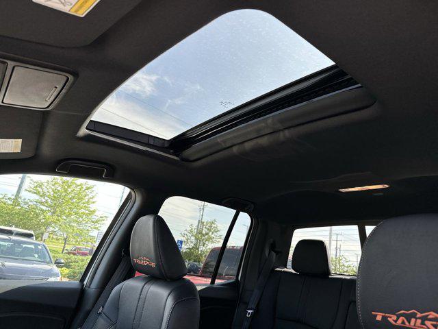 Photo of 2025 Platinum White Pearl Honda Ridgeline