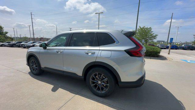 Photo of 2026 Solar Silver Metallic Honda CR-V