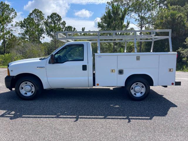 Photo of 2007 Oxford White Clearcoat Ford F-250