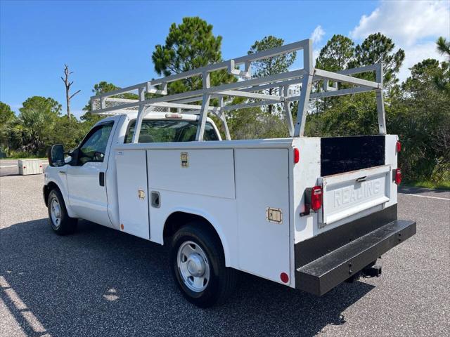 Photo of 2007 Oxford White Clearcoat Ford F-250