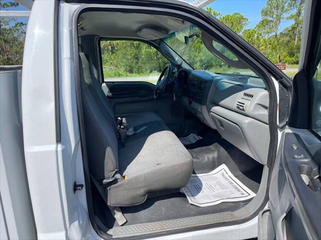 Photo of 2007 Oxford White Clearcoat Ford F-250