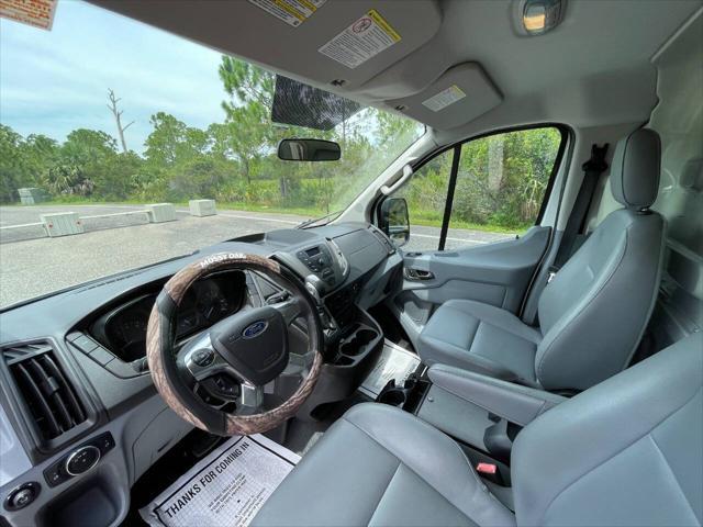 Photo of 2015 Oxford White Ford Transit-250