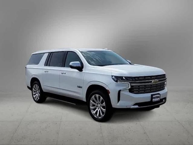 Photo of 2021 Iridescent Pearl Tricoat Chevrolet Suburban