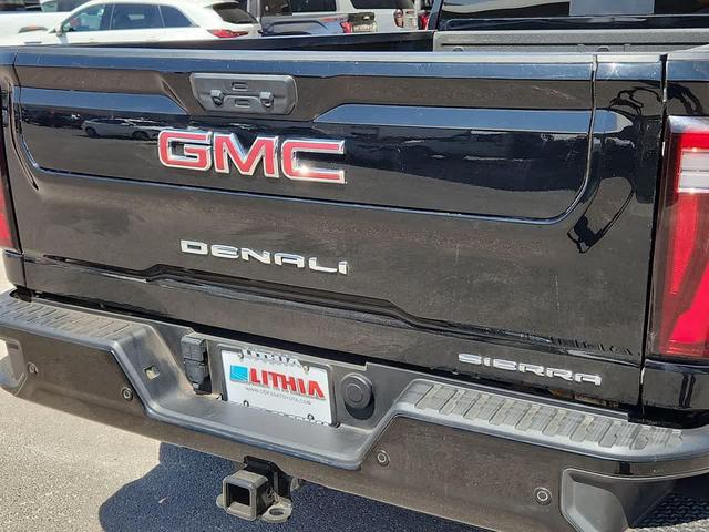 Photo of 2024 Onyx Black GMC Sierra 3500