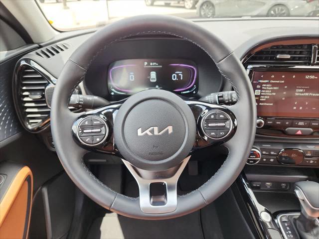 Photo of 2024 Neptune Blue Kia Soul