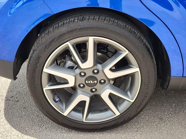 Photo of 2024 Neptune Blue Kia Soul