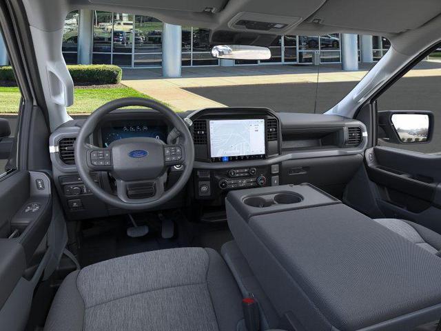 Photo of 2025 Oxford White Ford F-150