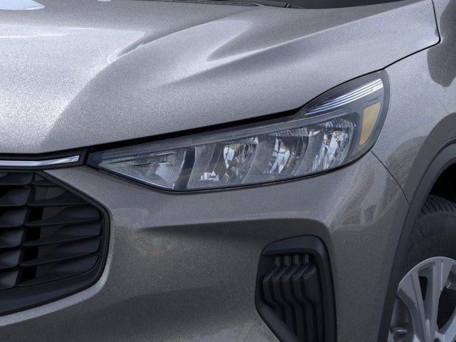 Photo of 2025 Carbonized Gray Metallic Ford Escape