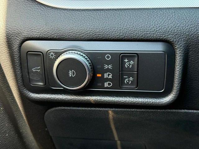 Photo of 2022 Agate Black Metallic Ford Explorer