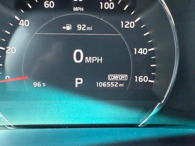 Photo of 2020 Gravity Grey Kia Sorento
