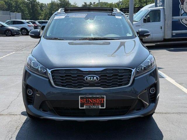 Photo of 2020 Gravity Grey Kia Sorento