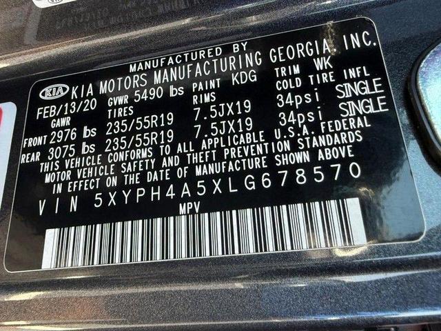 Photo of 2020 Gravity Grey Kia Sorento