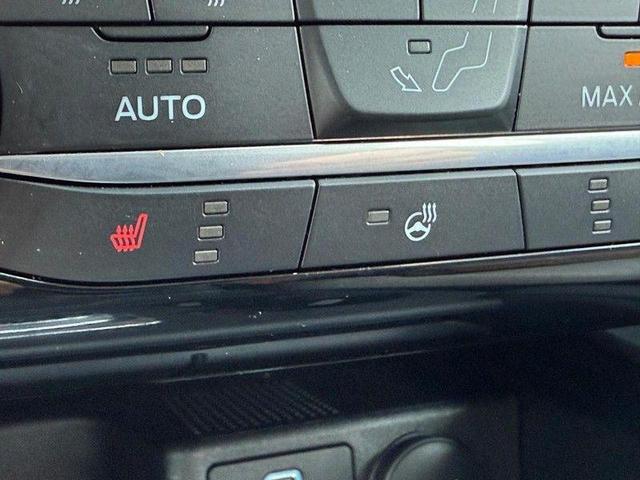 Photo of 2022 Carbonized Gray Metallic Ford Escape