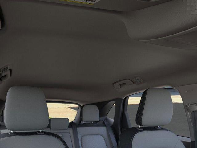 Photo of 2025 Space Silver Metallic Ford Escape