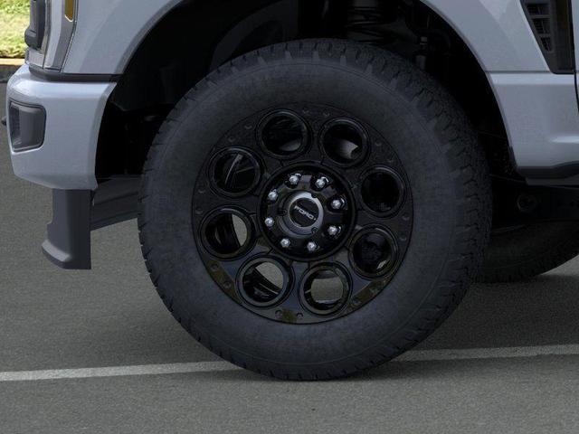 Photo of 2025 Glacier Gray Metallic Tri-Coat Ford F-350