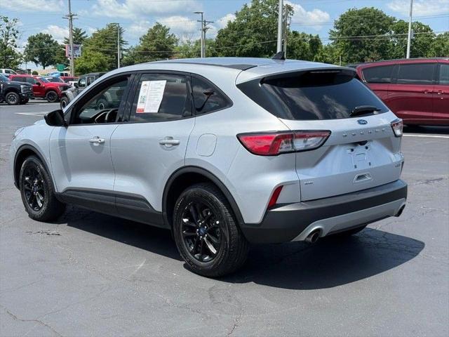 Photo of 2020 Ingot Silver Metallic Ford Escape