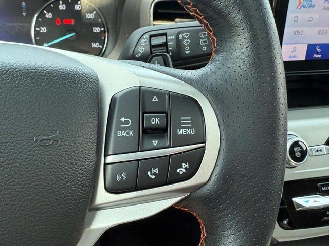 Photo of 2022 Star White Metallic Tri-Coat Ford Explorer