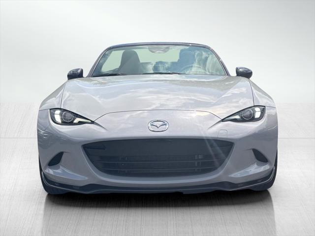 Photo of 2025 Aero Gray Metallic Mazda MX-5 Miata