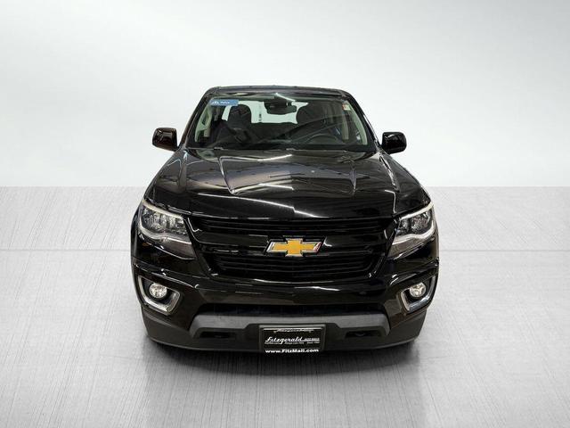 Photo of 2016 Black Chevrolet Colorado