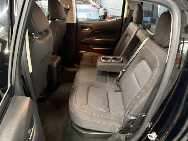 Photo of 2016 Black Chevrolet Colorado